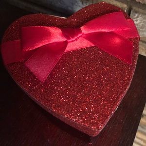 Glittered Valentine Gift Box
